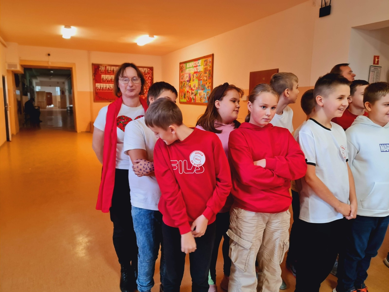 Szkoła do hymnu 2023