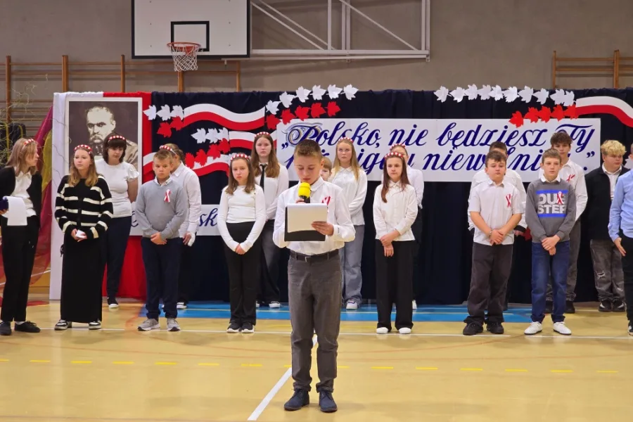 Uroczystość patriotyczna w Szkole Podstawowej w Gardnie