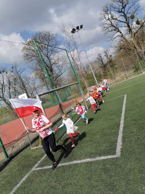 received_1401046227009026 (1)