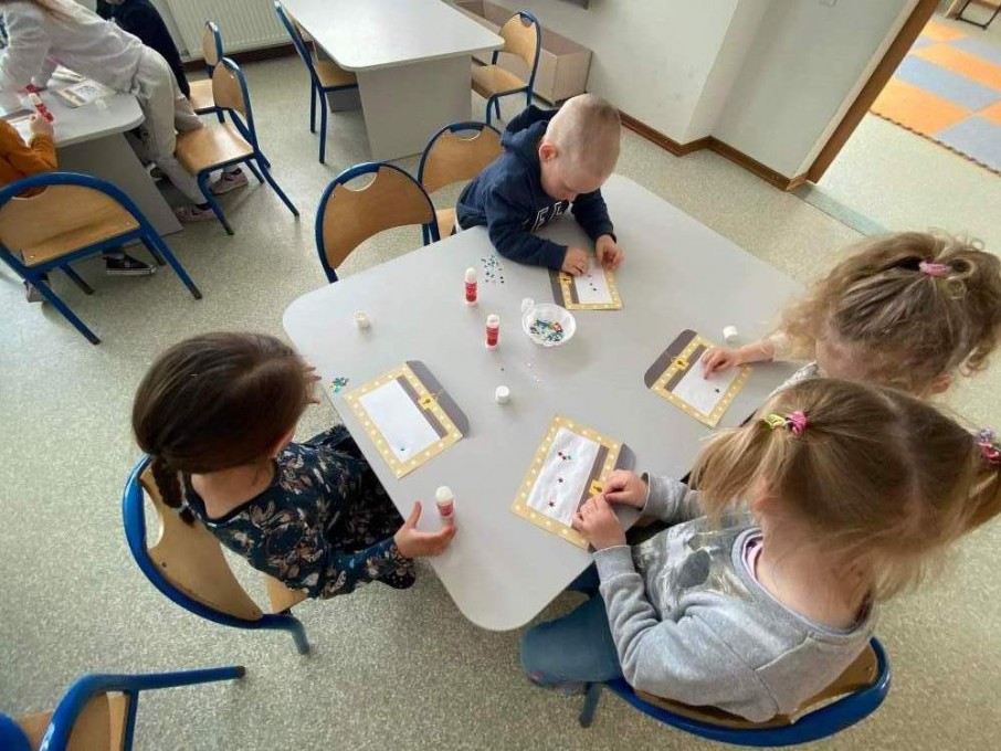 received_418287843462928