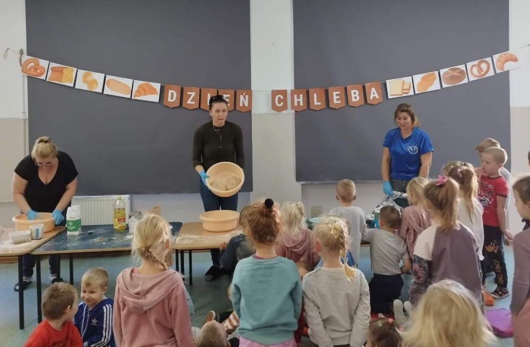 received_404000771781005.jpeg(1)