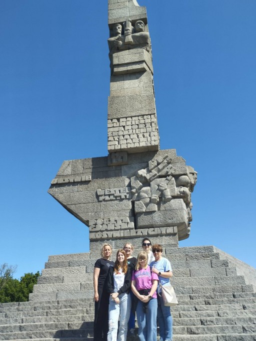 344772666_946800599978588_4524863272213889059_n