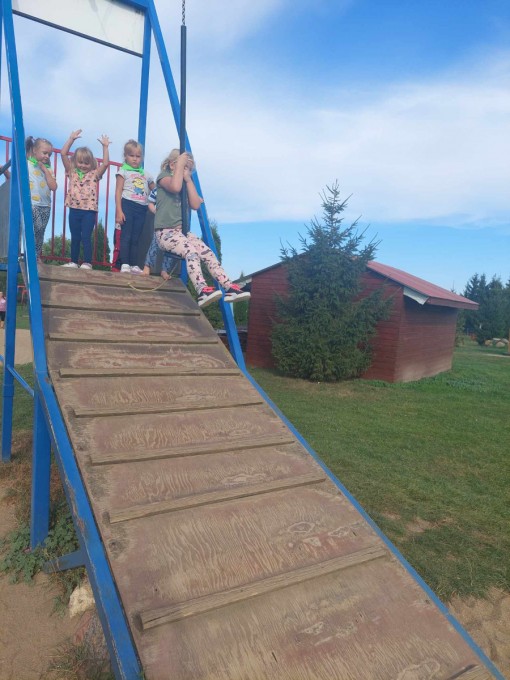 381014000_275569211970343_4922255369644755106_n