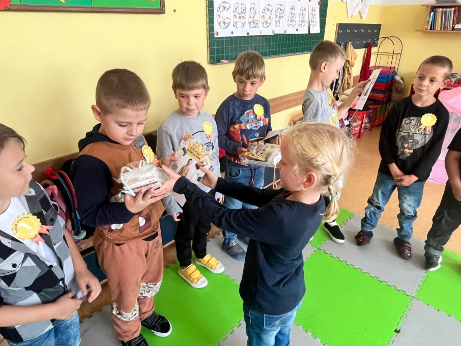 379642523_1376137419676685_5495160690916785075_n