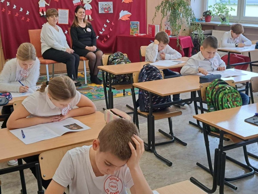 IPN Wokół Symboli Narodowych4