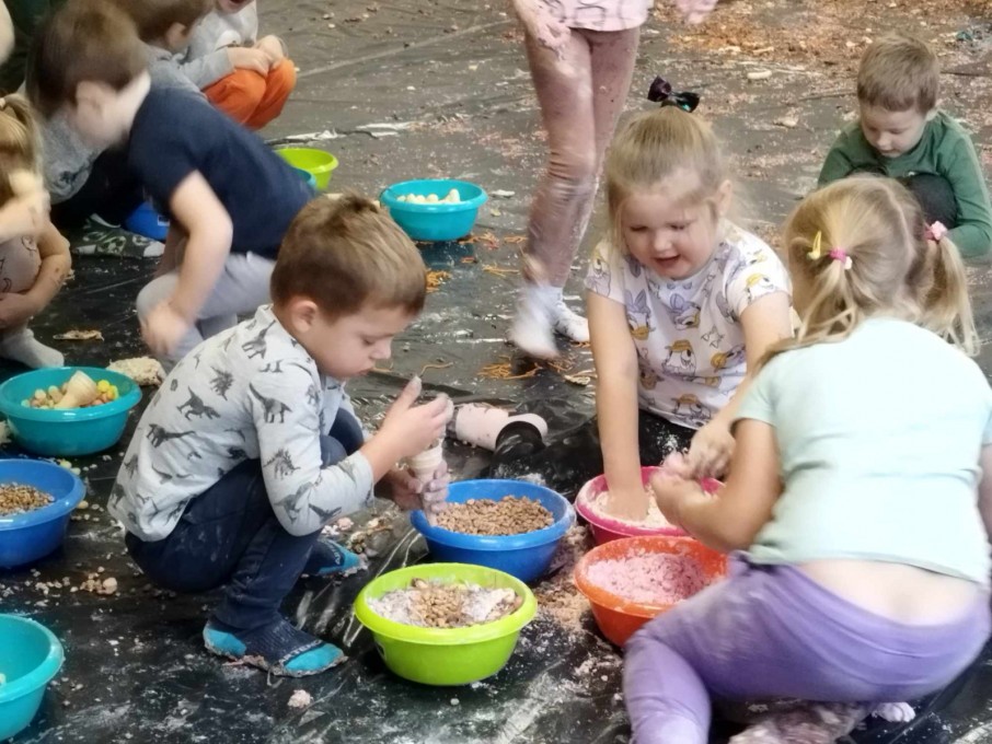 369987553_183996868120572_5369492001021545018_n