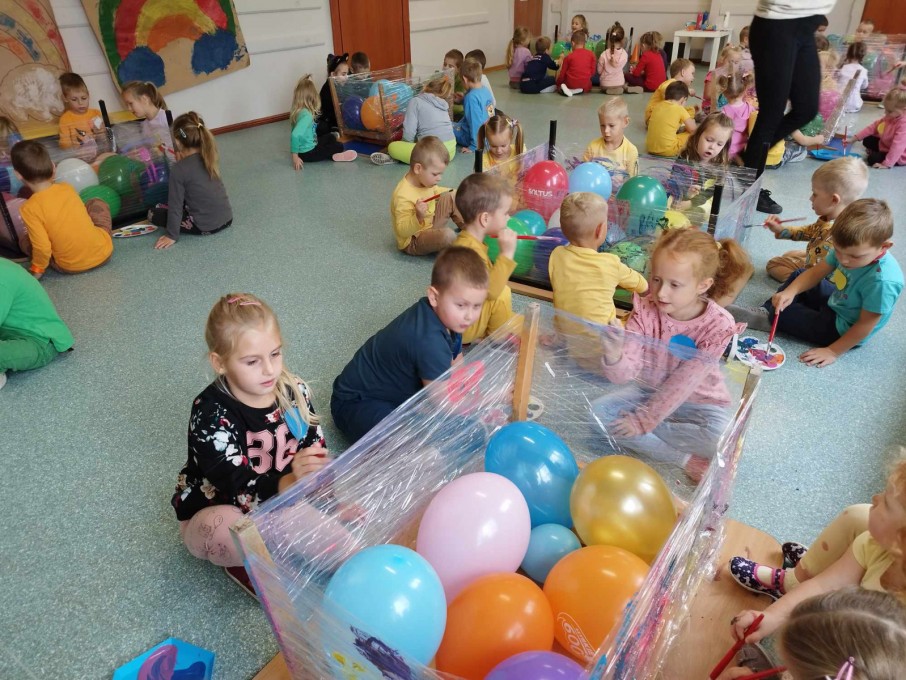 370101360_1426439661237397_2658136838722265964_n