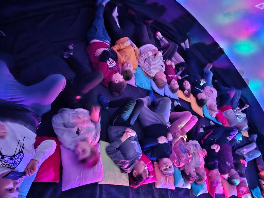 received_1699515724210763