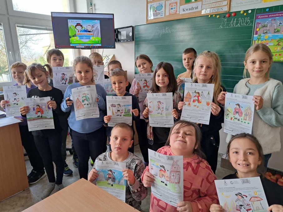 received_1618336858697167