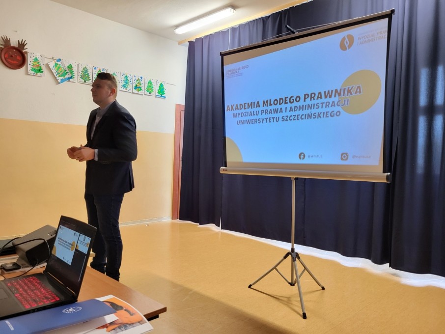 Akademia Młodego Prawnika