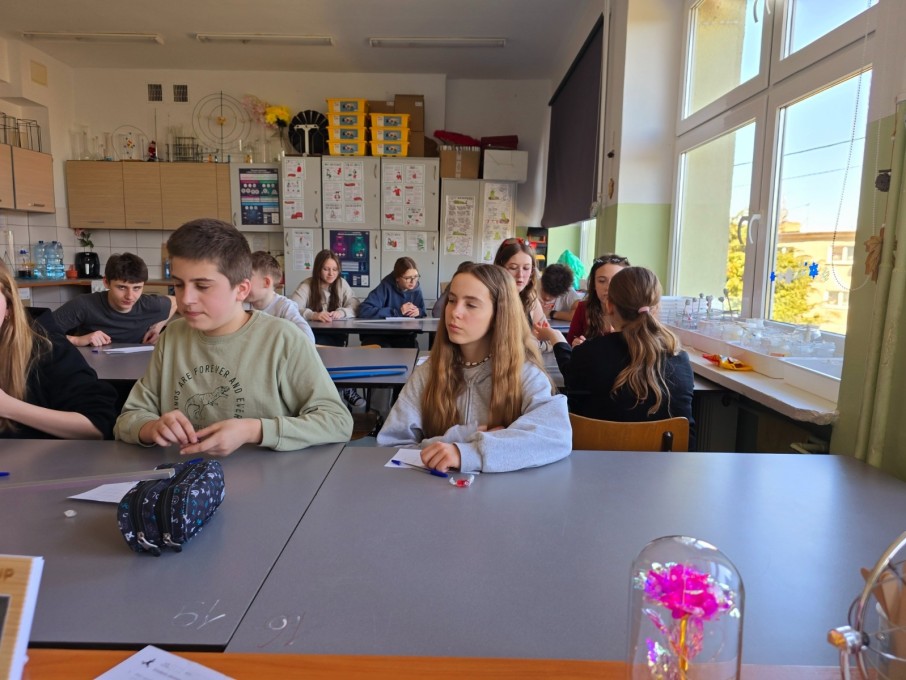 Badanie ruchu jednostajnie przyspiszonego (7)