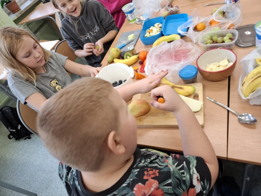 Piramida zdrowego żywienia (11)