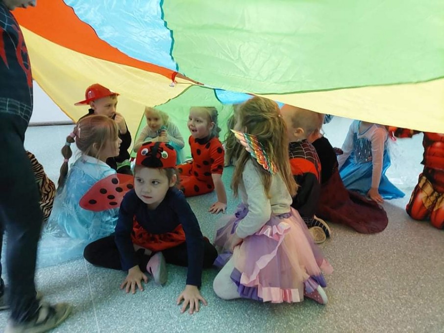 received_700331471347668