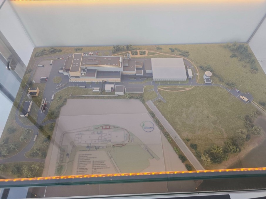 640054114_860487553693566_7513741579742848412_n