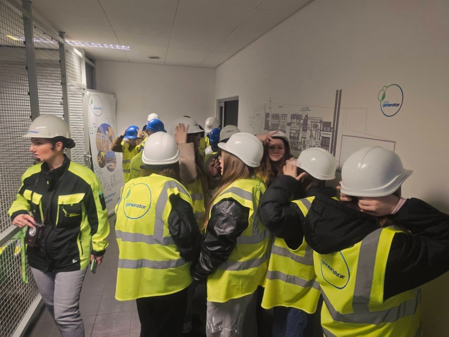 642324113_860486423693679_549605378007087587_n