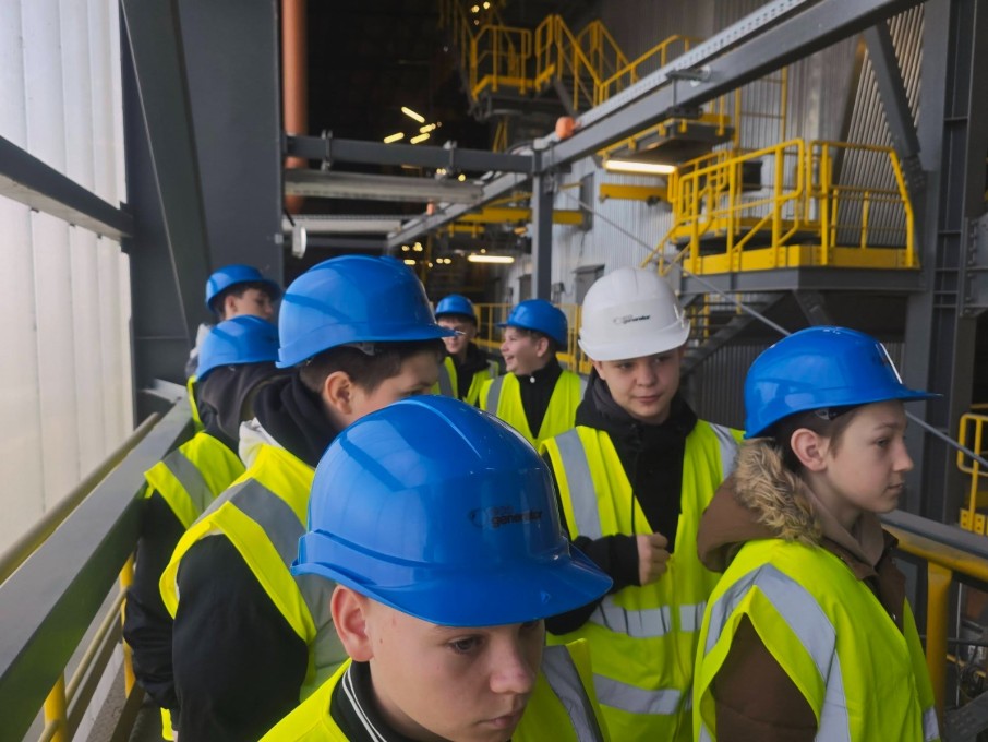 642729196_860486730360315_5112585115076116654_n