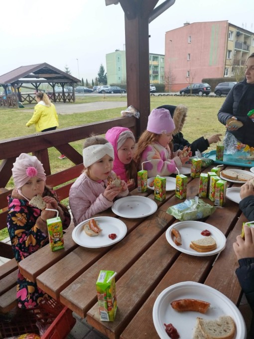 att._2v8qXkgOjWjJemaG9WfxVBFdwwwX_Hip20_iHZbjPo