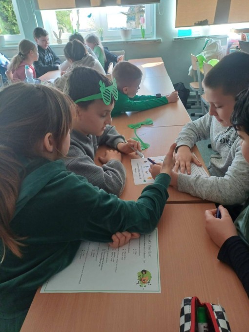 651743321_875539942188327_6818259671524442952_n